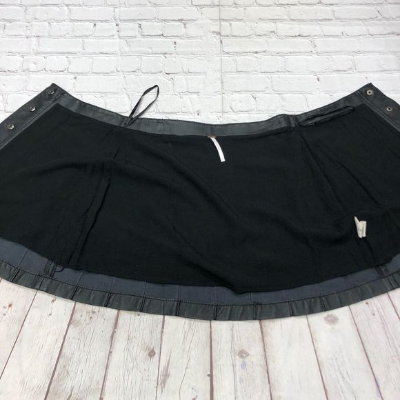 Free People Women Faux Leather Snap Button Mini Skirt Size 2 Black M122 -28 - Picture 6 of 15